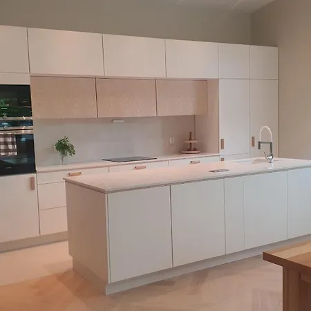 Hotell Idyllisk Kjeranvikk, Tjodalyng Larvik