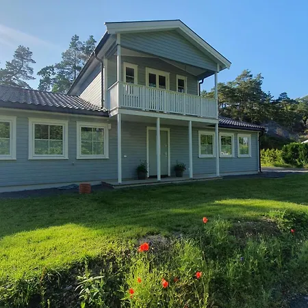 Hotell Idyllisk Kjeranvikk, Tjodalyng Larvik